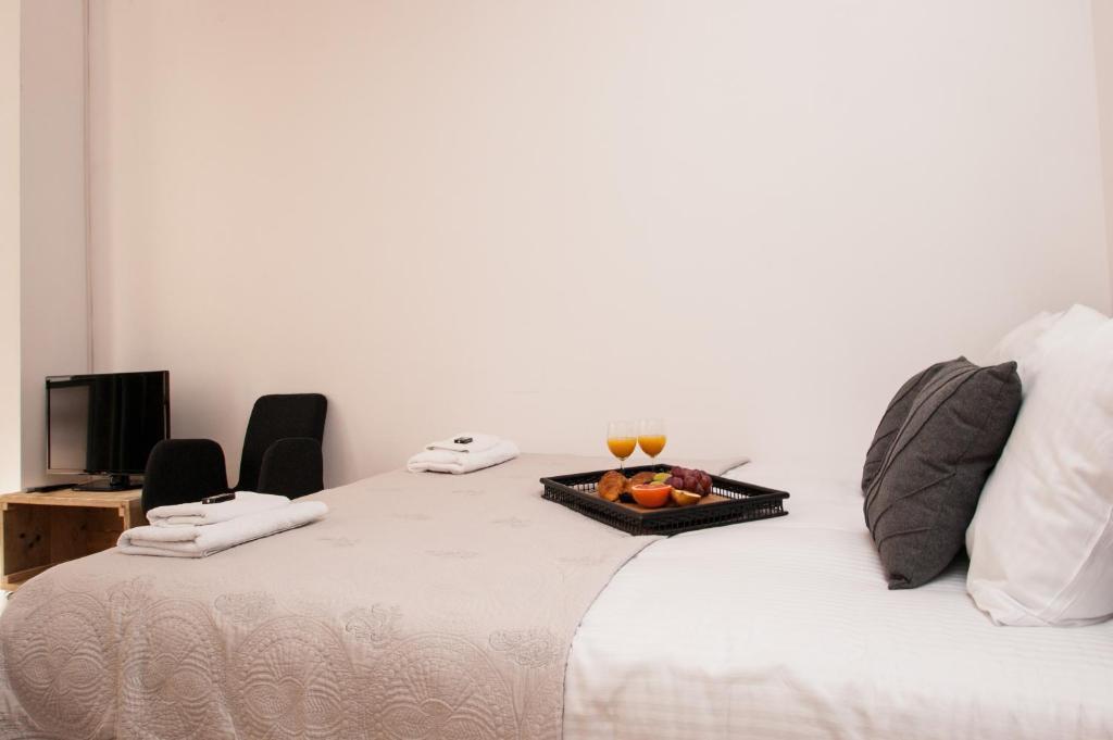 Short Stay Group Gracia Serviced Apartments Barcelona Room photo