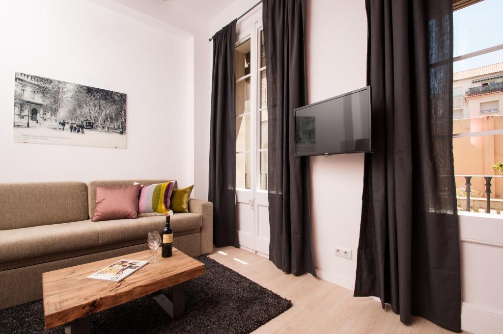 Short Stay Group Gracia Serviced Apartments Barcelona Room photo