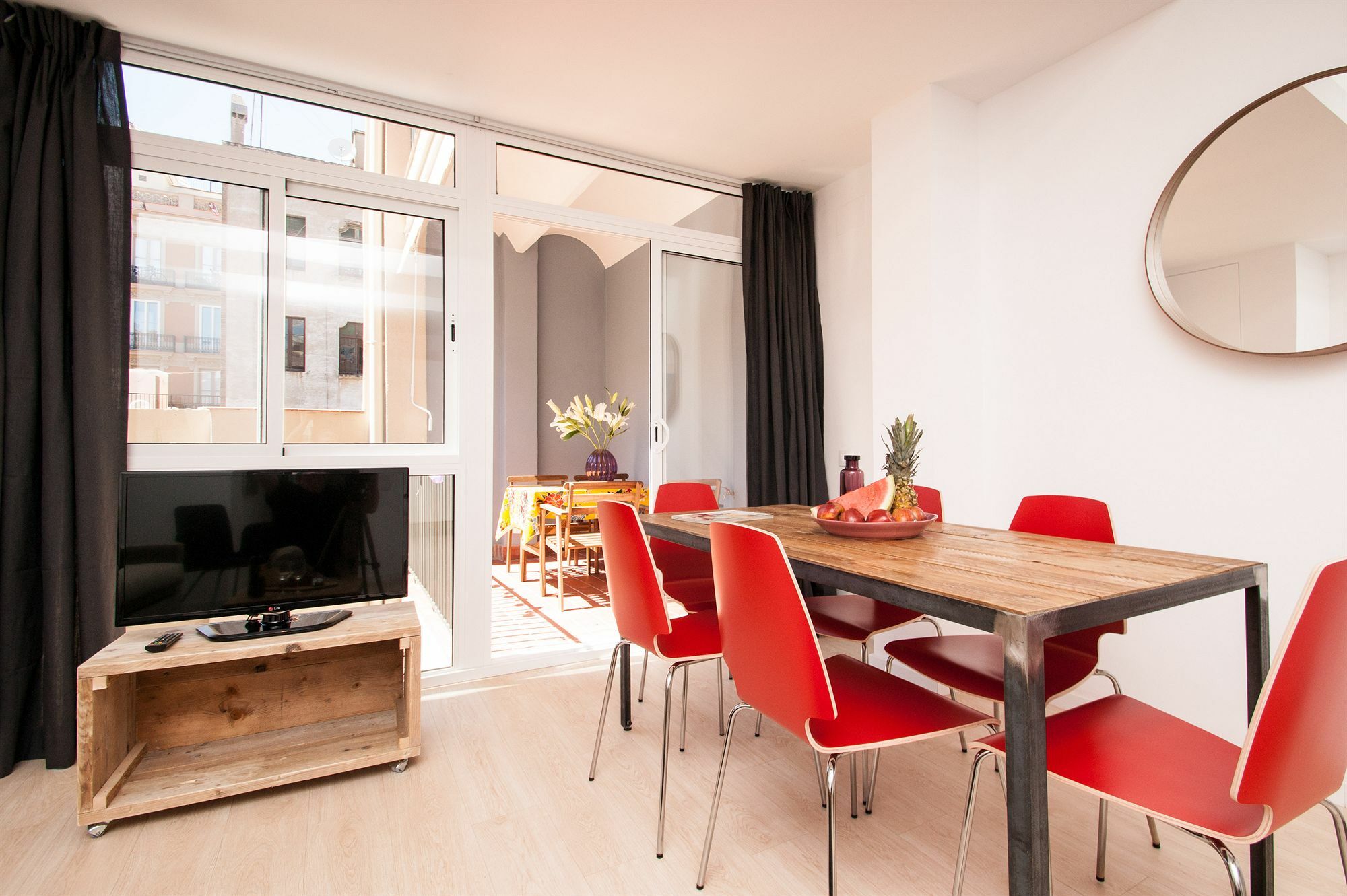Short Stay Group Gracia Serviced Apartments Barcelona Exterior photo